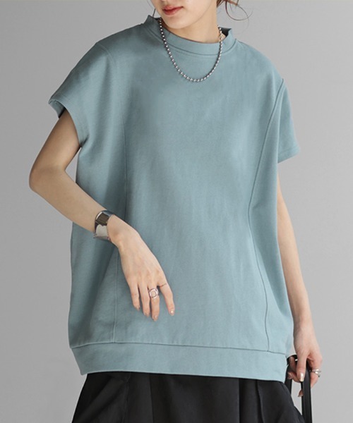 HUG.U(ハグユー)の「モックネックTシャツ(Tシャツ/カットソー・レディース・セージグリーン/ダークグレー/ブラック/ホワイト/ライトグレー/ライトブルー・FREE)」の6枚目の写真