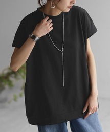モックネックTシャツ