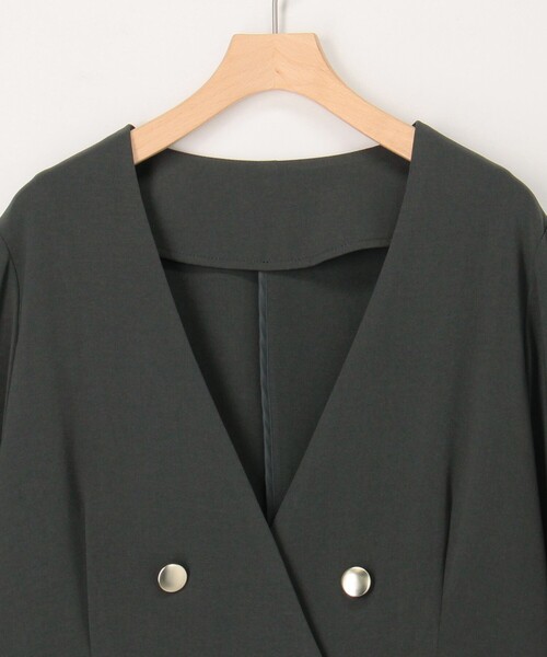 MICO COULIER（ミコクリエ）の「《セットアップ対応》ハイストレッチカルゼワッシャーノーカラージャケット（ノーカラージャケット・レディース・ネイビー/チャコールグレー/グレイッシュベージュ・38）」の20枚目の写真