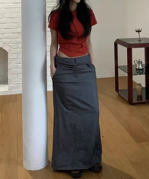 on:nue（オンニュ）の「【on:nue】フォールドストライプマキシスカート（スカート・レディース・ブラック/グレー・FREE）」の10枚目の写真