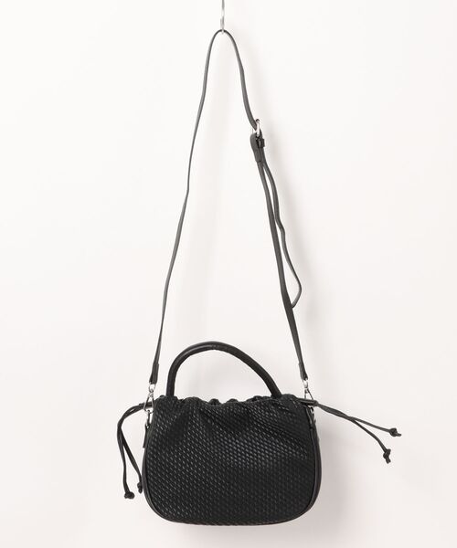 BarcosBlue(バルコスブルー)の「【BarcosBlue/バルコスブルー】キルティング風巾着2wayバッグ(ハンドバッグ・レディース・ベージュ/ブラック・ONE SIZE)」の7枚目の写真