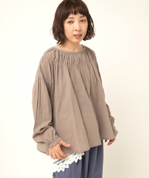 RNA-N(アールエヌエーエヌ)の「B2875 コットンガーゼギャザーブラウス(シャツ/ブラウス・レディース・ブラック/グレー/キナリ・FREE)」の18枚目の写真