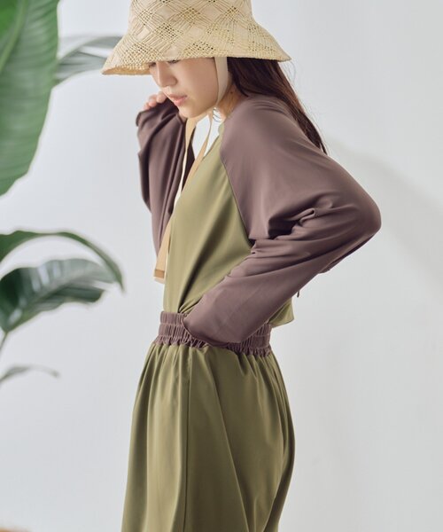 CIAOPANIC TYPY(チャオパニックティピー)の「【WEB限定】バックリボンラグランスリーブラッシュガード(ラッシュガード・レディース・カーキ/モカ/ベージュ・MEDIUM/LARGE)」の20枚目の写真