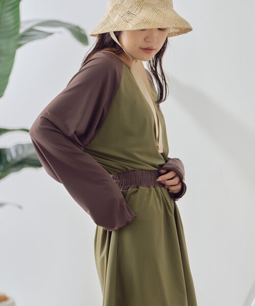 CIAOPANIC TYPY(チャオパニックティピー)の「【WEB限定】バックリボンラグランスリーブラッシュガード(ラッシュガード・レディース・カーキ/モカ/ベージュ・MEDIUM/LARGE)」の21枚目の写真