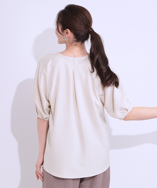 DRESKIP（ドレスキップ）の「【洗える/S-LL】洗濯後しわになりにくい 5分袖スキッパーブラウス（シャツ/ブラウス・レディース・チャコールグレー/グレー系その他/イエロー系その他/ブルー系その他4/ライトベージュ/ブラック系1/ホワイト系5/ブルー・01/04/03/02）」の14枚目の写真