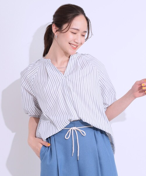 DRESKIP（ドレスキップ）の「【洗える/S-LL】洗濯後しわになりにくい 5分袖スキッパーブラウス（シャツ/ブラウス・レディース・チャコールグレー/グレー系その他/イエロー系その他/ブルー系その他4/ライトベージュ/ブラック系1/ホワイト系5/ブルー・01/04/03/02）」の17枚目の写真