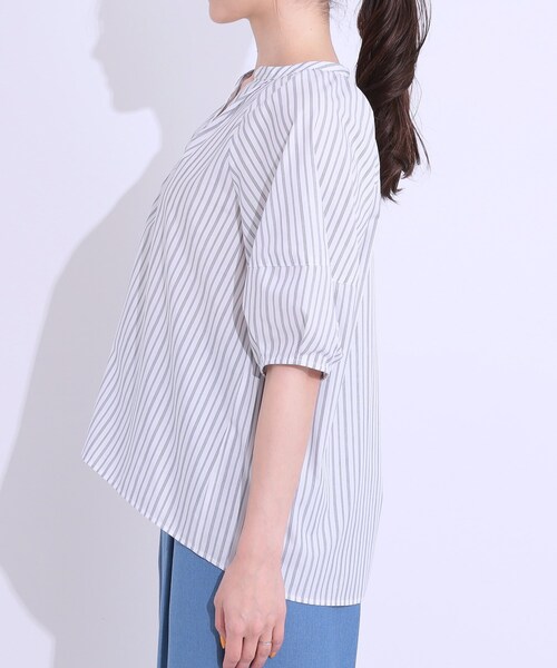 DRESKIP（ドレスキップ）の「【洗える/S-LL】洗濯後しわになりにくい 5分袖スキッパーブラウス（シャツ/ブラウス・レディース・チャコールグレー/グレー系その他/イエロー系その他/ブルー系その他4/ライトベージュ/ブラック系1/ホワイト系5/ブルー・01/04/03/02）」の22枚目の写真