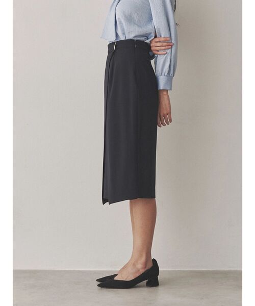 TONAL（トーナル）の「スーツアシメタイトスカート（スカート・レディース・ネイビー/グレー/ベージュ/ブラック・SMALL/MEDIUM/LARGE）」の6枚目の写真