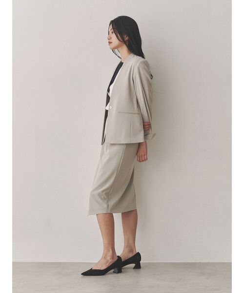 TONAL（トーナル）の「スーツアシメタイトスカート（スカート・レディース・ネイビー/グレー/ベージュ/ブラック・SMALL/MEDIUM/LARGE）」の16枚目の写真