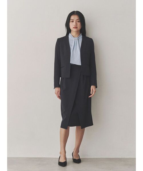TONAL（トーナル）の「スーツアシメタイトスカート（スカート・レディース・ネイビー/グレー/ベージュ/ブラック・SMALL/MEDIUM/LARGE）」の15枚目の写真