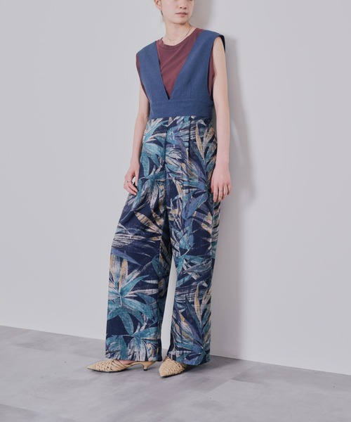 DOLLUPOOPS（ドールアップウップス）の「リーフプリントパンツ　オールインワン（つなぎ/オールインワン・レディース・ブラック/ベージュ・38）」の2枚目の写真