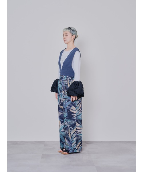 DOLLUPOOPS（ドールアップウップス）の「リーフプリントパンツ　オールインワン（つなぎ/オールインワン・レディース・ブラック/ベージュ・38）」の3枚目の写真