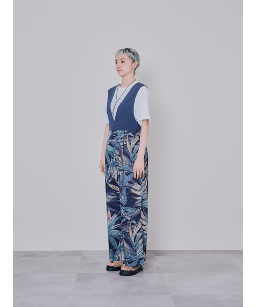 DOLLUPOOPS（ドールアップウップス）の「リーフプリントパンツ　オールインワン（つなぎ/オールインワン・レディース・ブラック/ベージュ・38）」の8枚目の写真