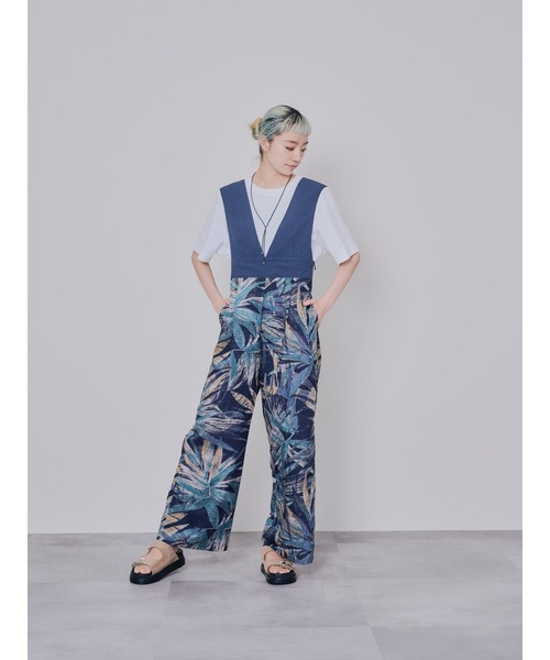 DOLLUPOOPS（ドールアップウップス）の「リーフプリントパンツ　オールインワン（つなぎ/オールインワン・レディース・ブラック/ベージュ・38）」の6枚目の写真