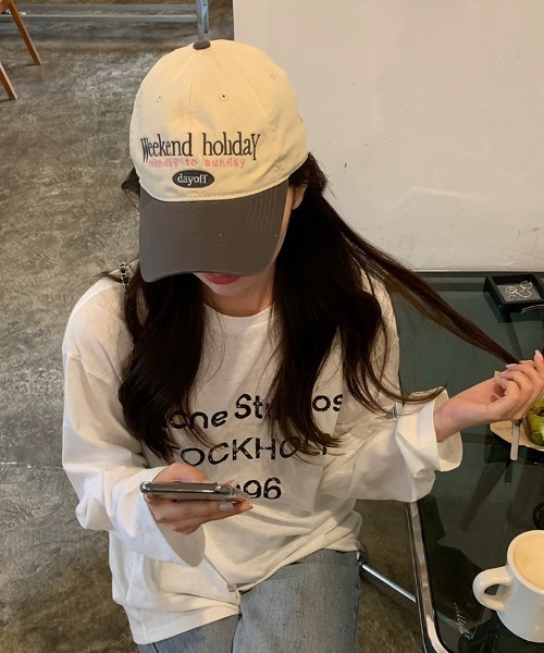 SHEPP（シープ）の「バイカラーレタリング刺繍 キャップ（キャップ・レディース・ブラウン/グレー/ネイビー/ブラック・F）」の7枚目の写真