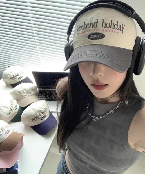 SHEPP（シープ）の「バイカラーレタリング刺繍 キャップ（キャップ・レディース・ブラウン/グレー/ネイビー/ブラック・F）」の14枚目の写真