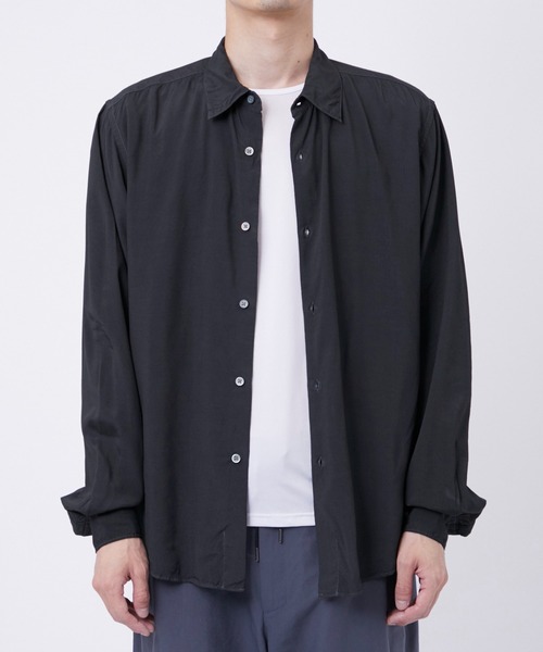 soe（ソーイ）の「【soe/ソーイ】別注 Shirts（シャツ/ブラウス・メンズ・グレー/ブラック/ネイビー・1/2）」の2枚目の写真