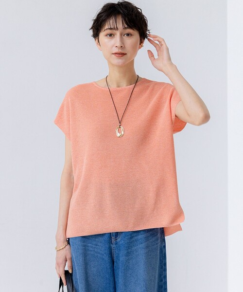 23区 L(ニジュウサンクオオキイサイズ)の「【洗える】シャイニーシアー オーバーサイズ ニット(ニット/セーター・レディース・ライトオレンジ系/ライトグレー系/ダークグリーン系/ブラック系・44/46)」の4枚目の写真