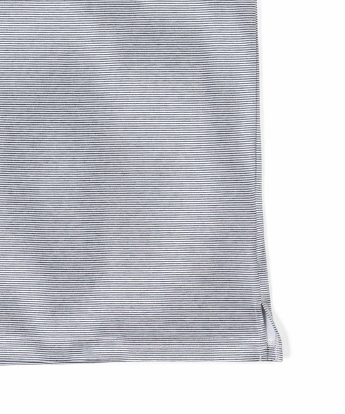 The DUFFER of ST.GEORGE（ザダファーオブセントジョージ）の「COOLMAX 2LAYERS RELAX FIT NARROW BORDER TEE：セットアップ 2層構造 吸水速乾クールマックス リラックスフィット ナローボーダーTシャツ（Tシャツ/カットソー・メンズ・ネイビー/ダークグレー/ライトグレー・MEDIUM/SMALL/X-LARGE/LARGE/XX-LARGE）」の19枚目の写真