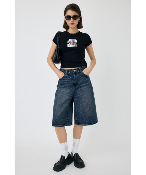 MOUSSY BEP OG ラインストーン BABY TEE WHE MOUSSY（マウジー）の「BEP OG RHINESTONE BABY Tシャツ（T