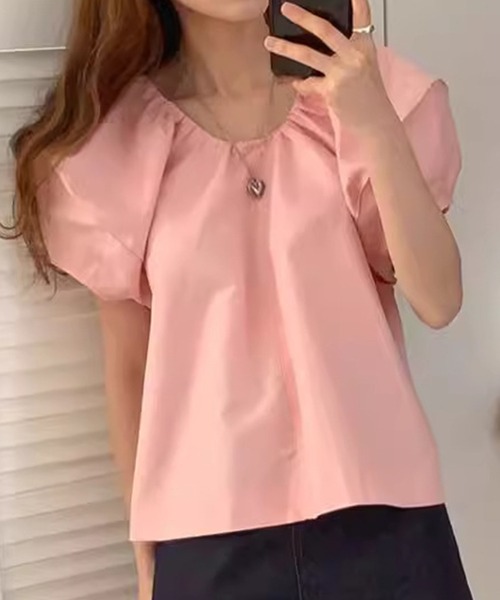 DAY CLOSET(デイ クローゼット)の「レディース ふんわりぽわん袖のラウンドネックバックリボンブラウス(シャツ/ブラウス・レディース・ブラック/ピンク・FREE)」の1枚目の写真