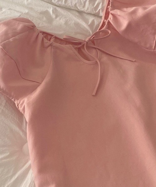 DAY CLOSET(デイ クローゼット)の「レディース ふんわりぽわん袖のラウンドネックバックリボンブラウス(シャツ/ブラウス・レディース・ブラック/ピンク・FREE)」の12枚目の写真