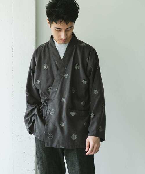 URBAN RESEARCH DOORS（アーバンリサーチドアーズ）の「『UR TECH 高機能リネン』半纏ジャケット（その他アウター・メンズ・グリーン/ブラック系その他・LARGE/X-LARGE）」の2枚目の写真