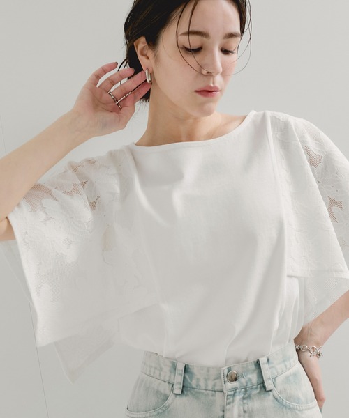 le cercle ADAM ET ROPE'（ルセルクルアダムエロペ）の「袖レースプルオーバー（Tシャツ/カットソー・レディース・ブラック/ホワイト・FREE）」の8枚目の写真