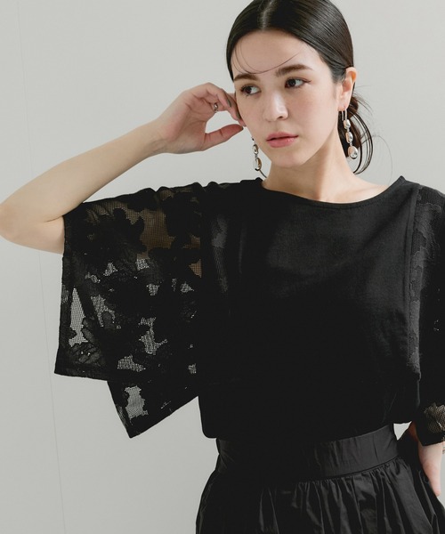 le cercle ADAM ET ROPE'（ルセルクルアダムエロペ）の「袖レースプルオーバー（Tシャツ/カットソー・レディース・ブラック/ホワイト・FREE）」の10枚目の写真