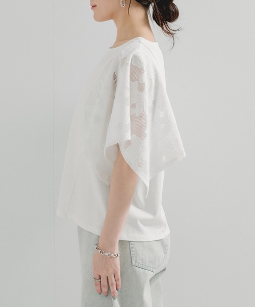 le cercle ADAM ET ROPE'（ルセルクルアダムエロペ）の「袖レースプルオーバー（Tシャツ/カットソー・レディース・ブラック/ホワイト・FREE）」の12枚目の写真