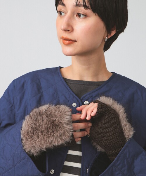 Ray BEAMS（レイビームス）の「フェイクファー グローブ（手袋・レディース・ベージュ/グレー・ONE SIZE）」の3枚目の写真