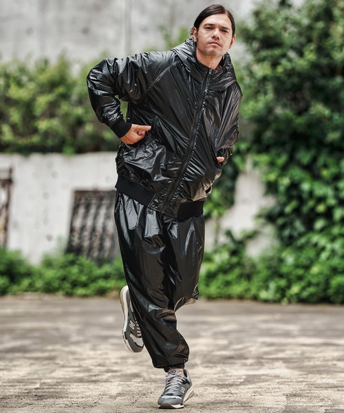 CAMBIO(カンビオ)の「mj10834- Metallic Coating Hooded Padded Blouson ブルゾン(ブルゾン・メンズ・ブラック/シルバー/ゴールド・S/M/L)」の20枚目の写真