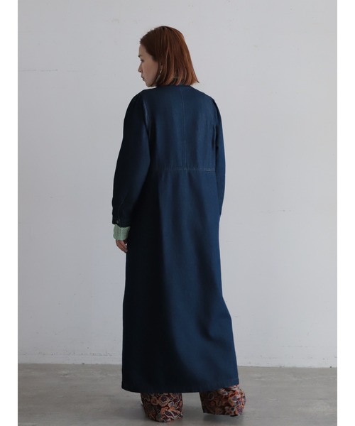 FIL DE FER（フィルデフェール）の「ライトOZデニム　スタンド切替ワンピース（シャツワンピース・レディース・ネイビー・FREE）」の10枚目の写真