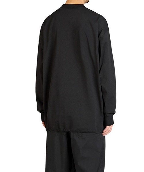 DAIWA PIER39（ダイワピア39）の「DAIWA PIER39 / ダイワ ピアサーティナイン：TECH DRAWSTRING L/S TEE：BE-40025[PIE]（Tシャツ/カットソー・メンズ・チャコールグレー/ブラック・M/L）」の10枚目の写真