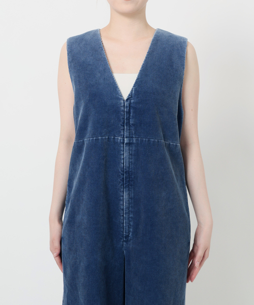 IENA LA BOUCLE（イエナラブークル）の「IENA LA BOUCLE インディゴコーデュロイオールインワン（つなぎ/オールインワン・レディース・ブルー・36/38）」の3枚目の写真