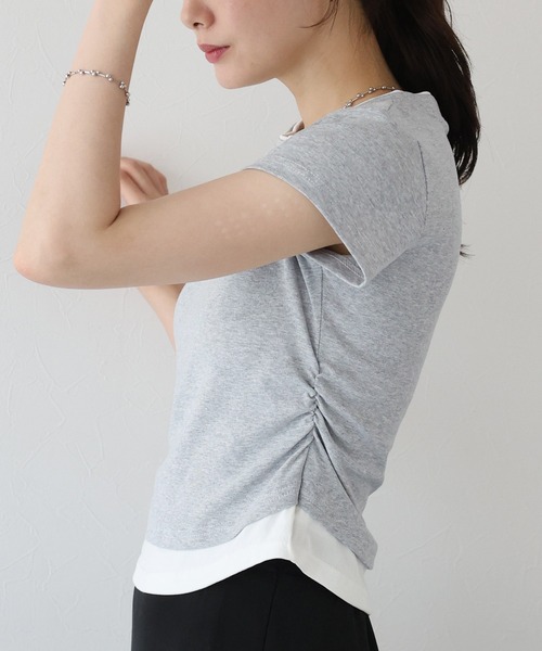 BLUEEAST(ブルーイースト)の「サイドシャーリングレイヤードTシャツ(Tシャツ/カットソー・レディース・グレー/ブラック・MEDIUM)」の1枚目の写真