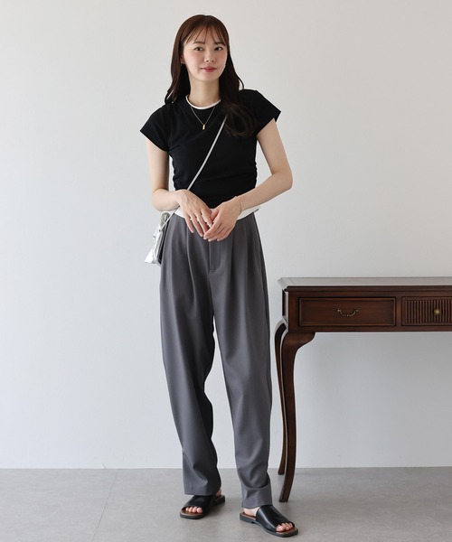 BLUEEAST(ブルーイースト)の「サイドシャーリングレイヤードTシャツ(Tシャツ/カットソー・レディース・グレー/ブラック・MEDIUM)」の14枚目の写真