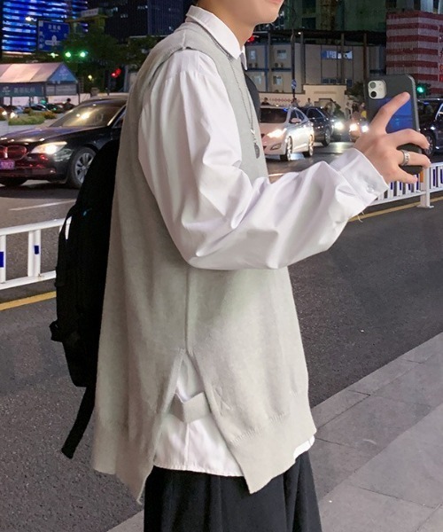 link lot(リンクロット)の「サイドスリットクルーネックニットベスト(ベスト・メンズ・ブラック/グレー・F)」の2枚目の写真