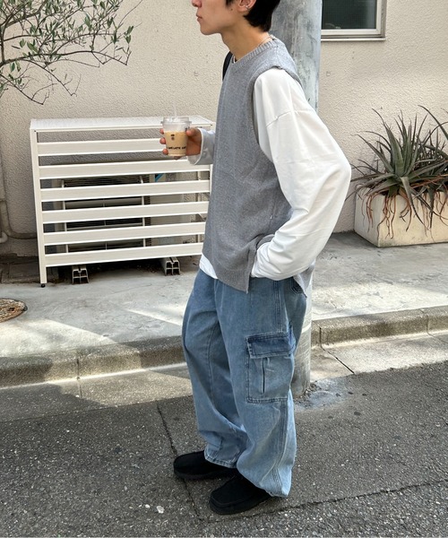 link lot(リンクロット)の「サイドスリットクルーネックニットベスト(ベスト・メンズ・ブラック/グレー・F)」の13枚目の写真