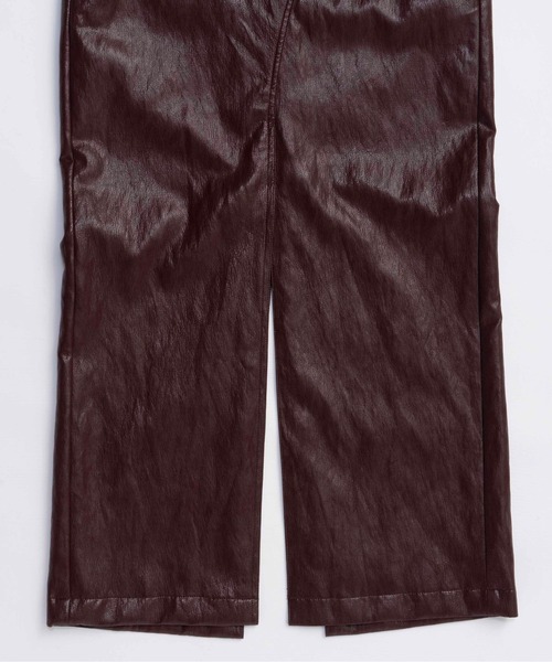 MAISON SPECIAL(メゾンスペシャル)の「Waist Cross Vegan Leather Tight Slit Skirt/ウエストクロスヴィーガンレザータイトスリットスカート(スカート・レディース・ブラック/ボルドー・36/38)」の13枚目の写真