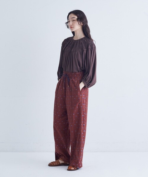 conges payes ADIEU TRISTESSE（コンジェ ペイエ アデュートリステス）の「フラワーカットジャカードパンツ（その他パンツ・レディース・グレー系その他/ブラウン系その他・38）」の6枚目の写真