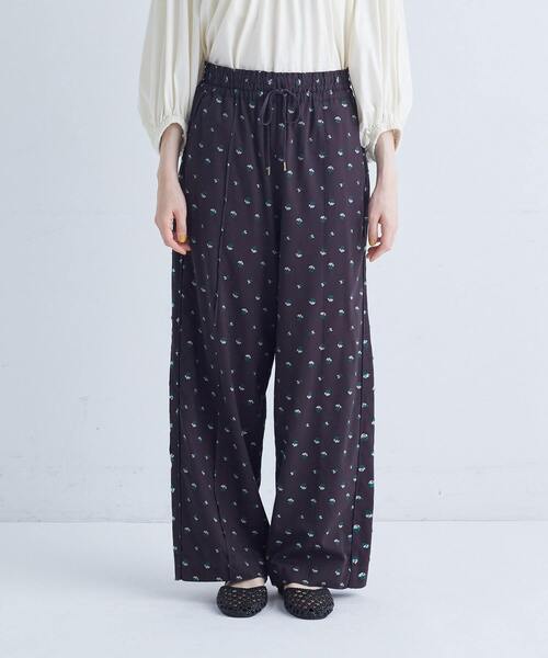 conges payes ADIEU TRISTESSE（コンジェ ペイエ アデュートリステス）の「フラワーカットジャカードパンツ（その他パンツ・レディース・グレー系その他/ブラウン系その他・38）」の7枚目の写真