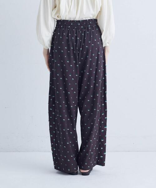 conges payes ADIEU TRISTESSE（コンジェ ペイエ アデュートリステス）の「フラワーカットジャカードパンツ（その他パンツ・レディース・グレー系その他/ブラウン系その他・38）」の5枚目の写真