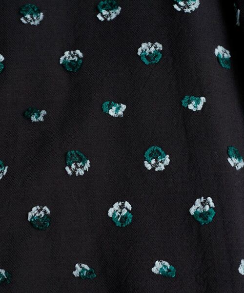 conges payes ADIEU TRISTESSE（コンジェ ペイエ アデュートリステス）の「フラワーカットジャカードパンツ（その他パンツ・レディース・グレー系その他/ブラウン系その他・38）」の4枚目の写真