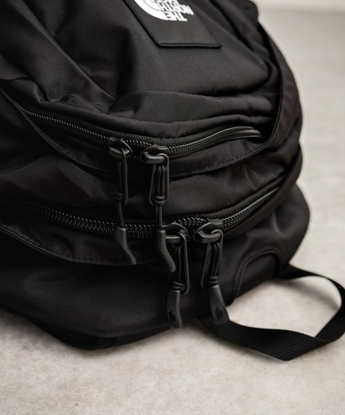 THE NORTH FACE(ザノースフェイス)の「新色追加 THE NORTH FACE ザ・ノースフェイス HOT SHOT SE BACK PACK ホットショット バックパック/リュック(バックパック/リュック・メンズ・ブラック・FREE)」の13枚目の写真