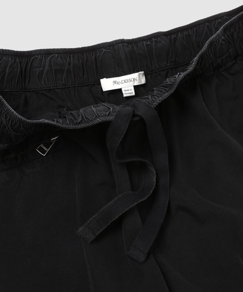 JW Anderson(ジェイダブリューアンダーソン)の「ショートパンツ(その他パンツ・メンズ・その他・L/M)」の3枚目の写真