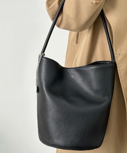 SANSeLF（サンセルフ）の「【SANSeLF】 バケツフォルムハンドバッグ ワンショルダー仕様  ミニマルユース saa25a041（ショルダーバッグ・レディース・ホワイト/ブラック/ライトブラウン・FREE）」の8枚目の写真