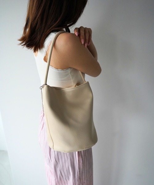 SANSeLF(サンセルフ)の「【SANSeLF】バケツフォルムワンショルダーハンドバッグ saa25a041(ショルダーバッグ・レディース・ホワイト/ブラック/ライトブラウン・FREE)」の5枚目の写真