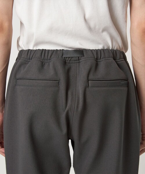 Gramicci（グラミチ）の「【別注】＜Gramicci＞ポリウラフリ ナローテーパード パンツ（その他パンツ・メンズ・グレー/ブラック/ダークブラウン・S/M/L/XL）」の17枚目の写真
