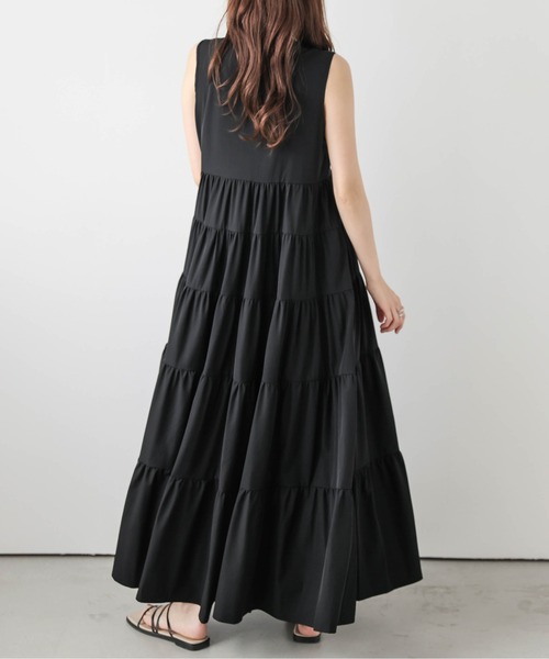AMELY(エミリー)の「ティアードギャザーワンピース(ワンピース・レディース・ブラック/ネイビー・フリー)」の4枚目の写真